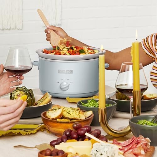 Crock-Pot 4.5 Quart Manual Slow Cooker – Macaroon Blue V63Z