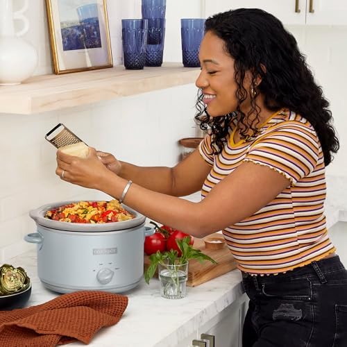 Crock-Pot 4.5 Quart Manual Slow Cooker – Macaroon Blue V63Z
